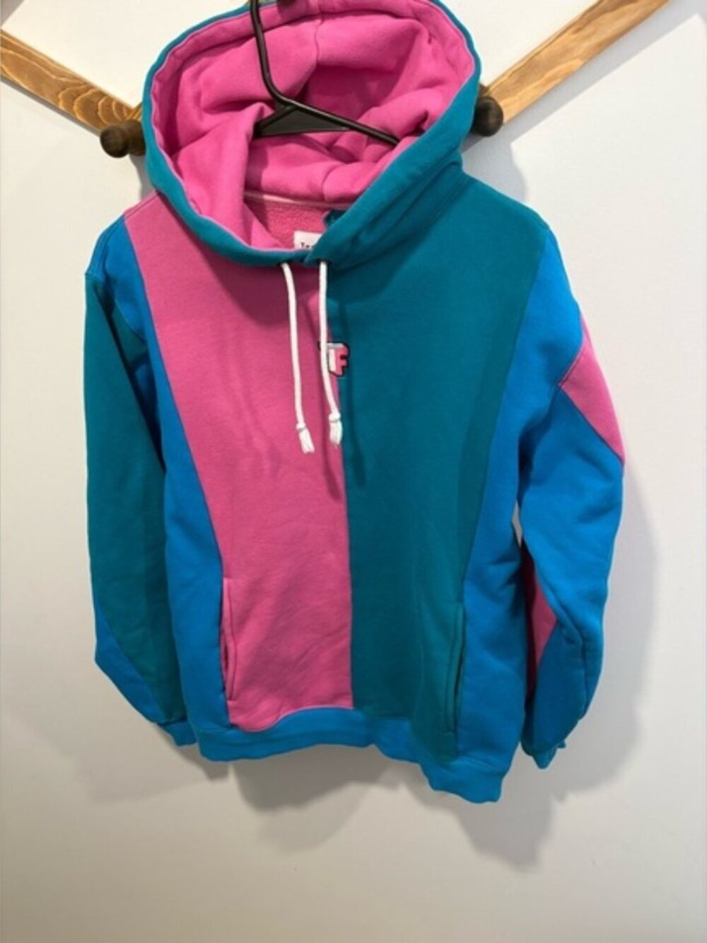 Teddy Fresh Love Bubblegum Blue Colorblock Retro Hoodie - Picture 2 of 8